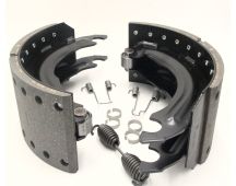 GENUINE BPW Brake 95 brake shoe kit to suit brake type SN4218 22.5" wheels includes hardware. Part No.0509146320BH95 (x ref MKSMG2ABC36/95)